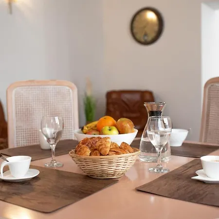 Bright Spacious Well-equipped *