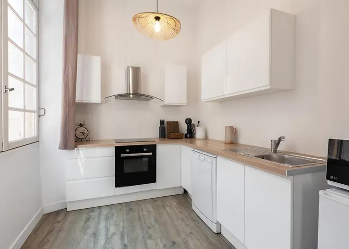 شقة Bright Spacious Well-equipped *